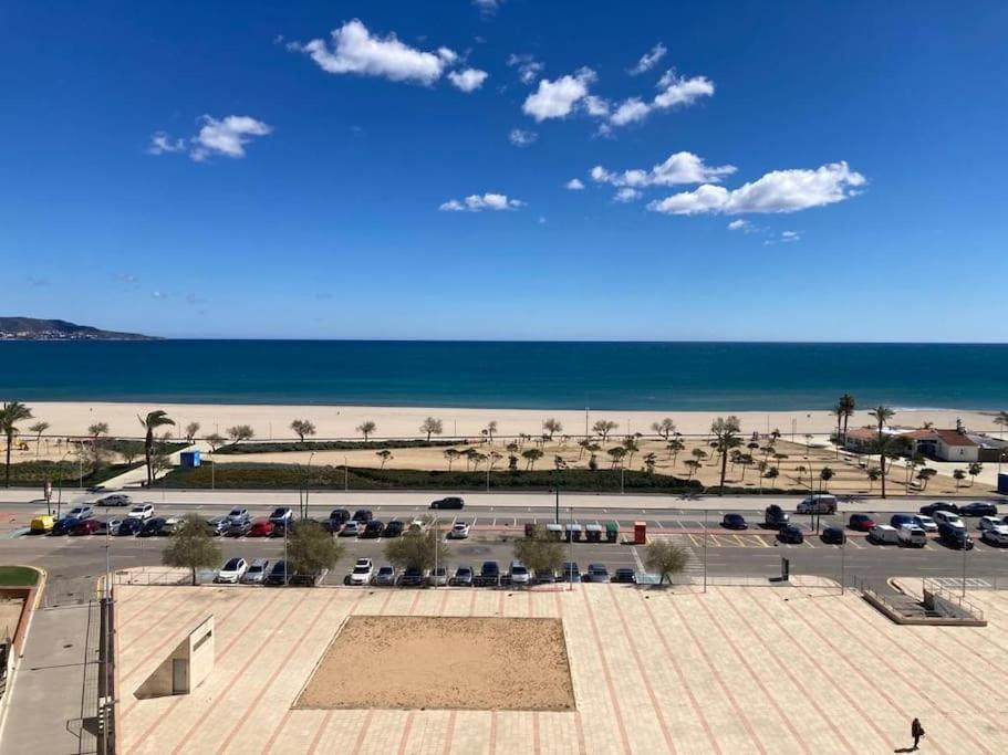 Vistas Frontales Al Mar Lejlighed Empuriabrava Eksteriør billede