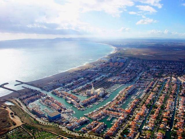 Vistas Frontales Al Mar Lejlighed Empuriabrava Eksteriør billede